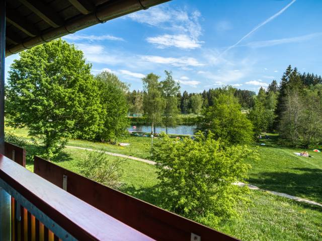 Blick auf den See vom Hotel